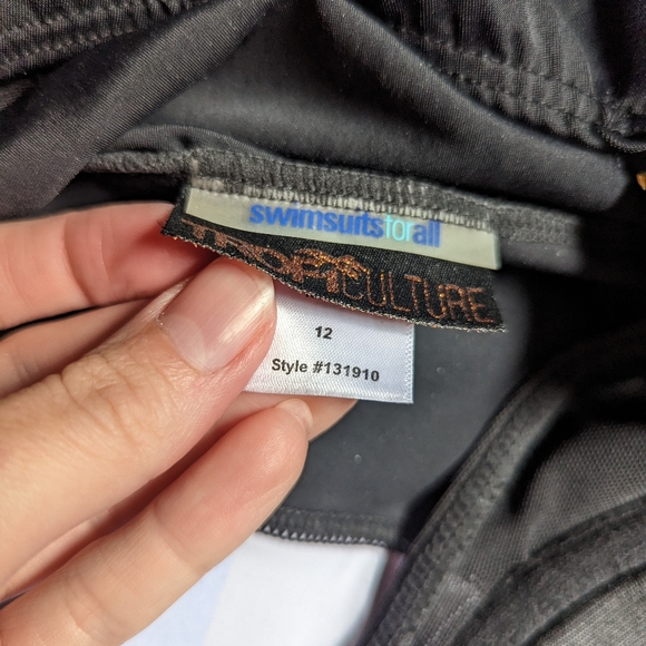 Underwire One Piece Swimsuit by Tropiculture - Picture 9 of 10